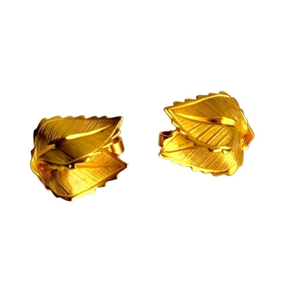 Vintage Lisner Gold‎ Leaf Earrings Retro 60s Clip On Estate Piece